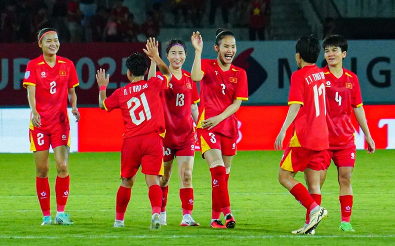 Thua sít sao Australia, HLV Mai Đức Chung vẫn lạc quan trước trận gặp Thái Lan