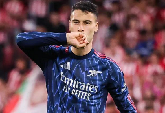 Martinelli bùng nổ, chiều sâu Arsenal lên tiếng đúng lúc